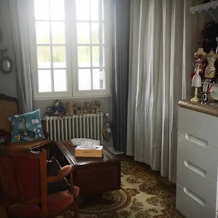 La Cour Du Puits, Chambre Darjeeling Accommodatie bij particulieren Cormeilles (Eure)