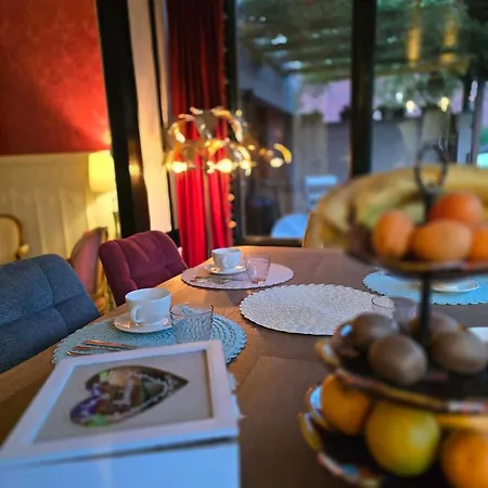 La Cour Du Puits, Darjeeling Accommodatie bij particulieren *